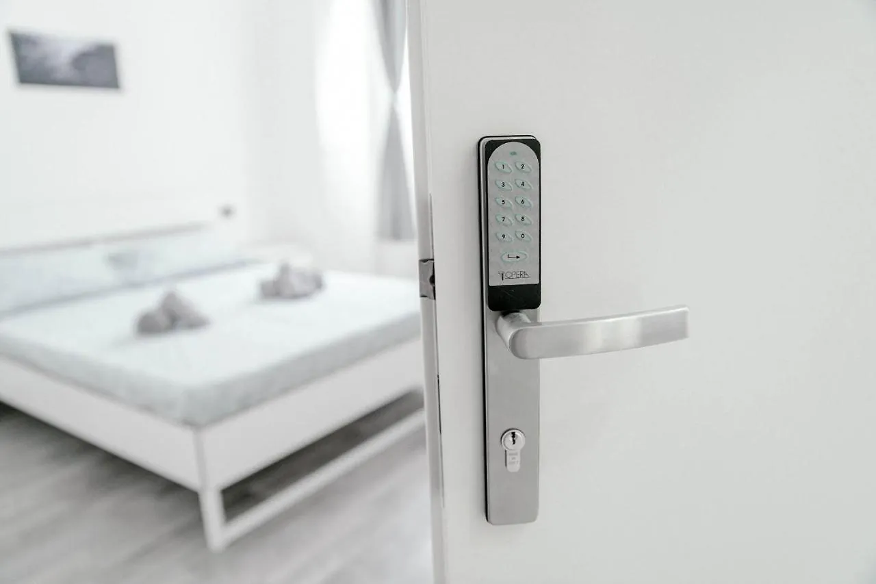 Downtown Rooms Como